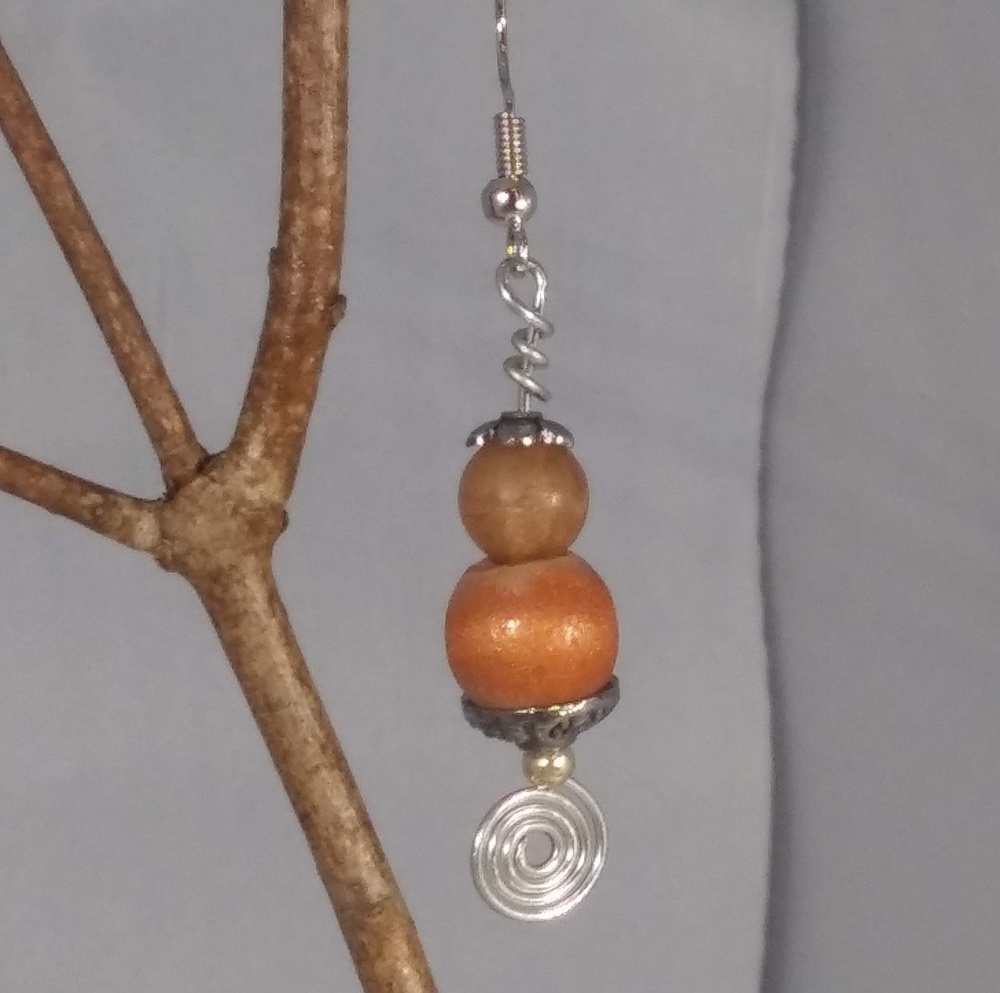 Unique Handmade Wire Dangle Earrings NWT